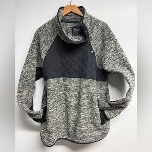 Abercrombie & Fitch Women's High Neck Fleece Size Large Black and Grey C4379